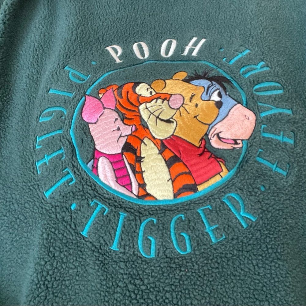Vintage Disney’s Winnie the Pooh Crewneck - Picture 3 of 5